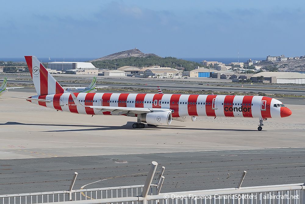 D-ABOM (29022) 2000 Boeing 757-330(WL)