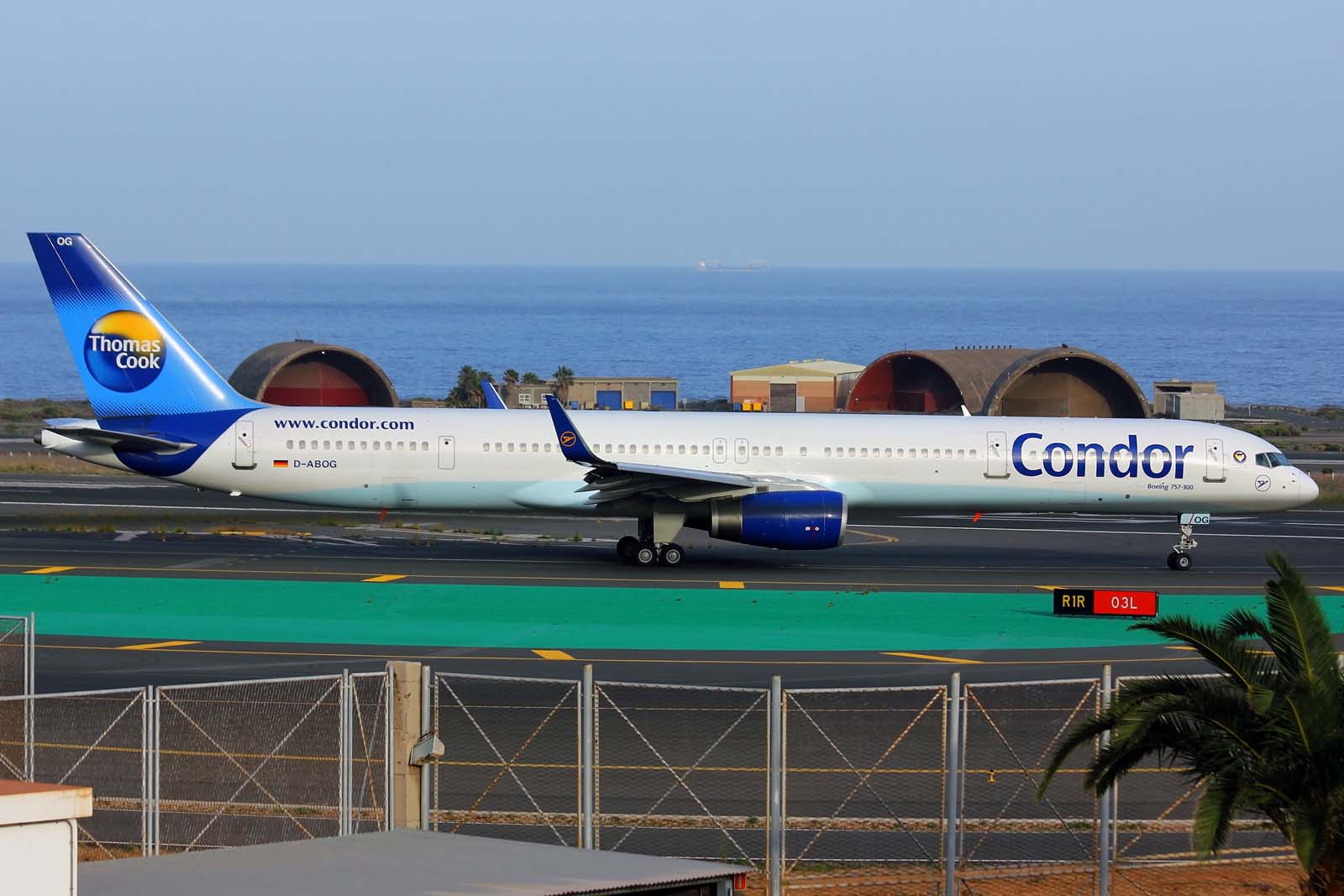 D-ABOG (29014) 1999 Boeing 757-330(WL)