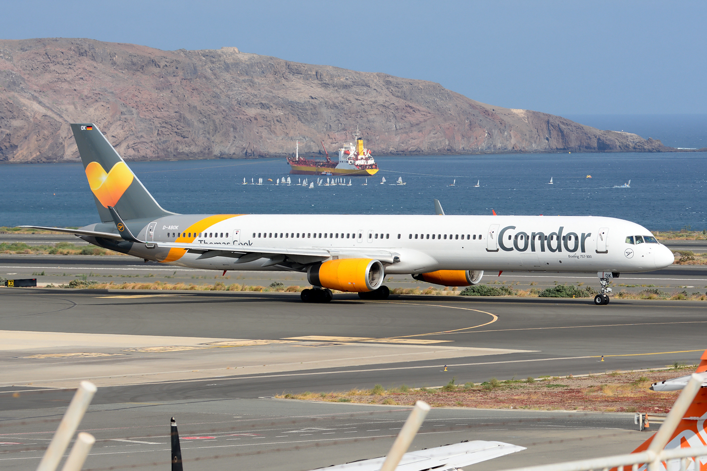 D-ABOK (29020) 2000 Boeing 757-330(WL)