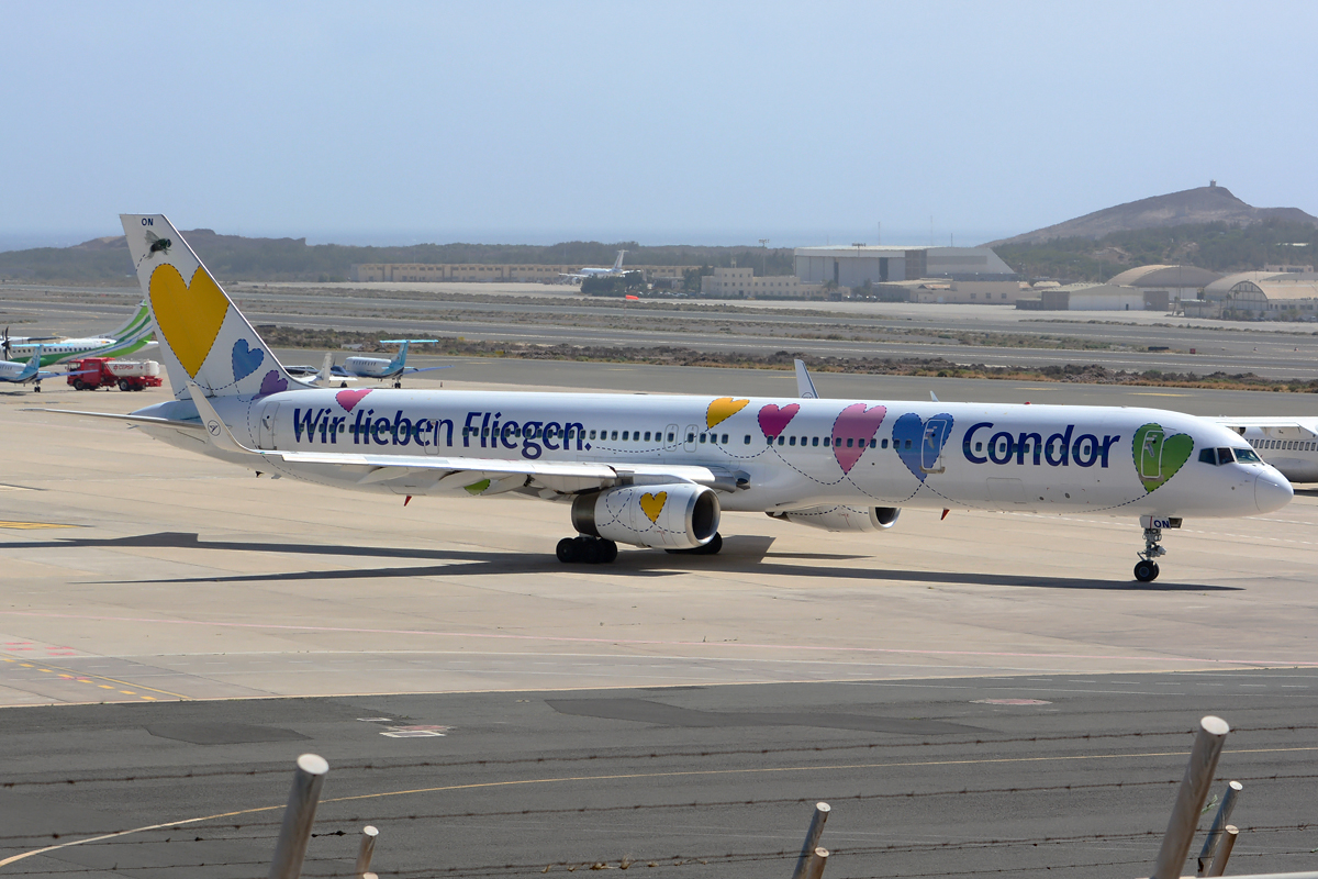 D-ABON (29023) Boeing 757-330