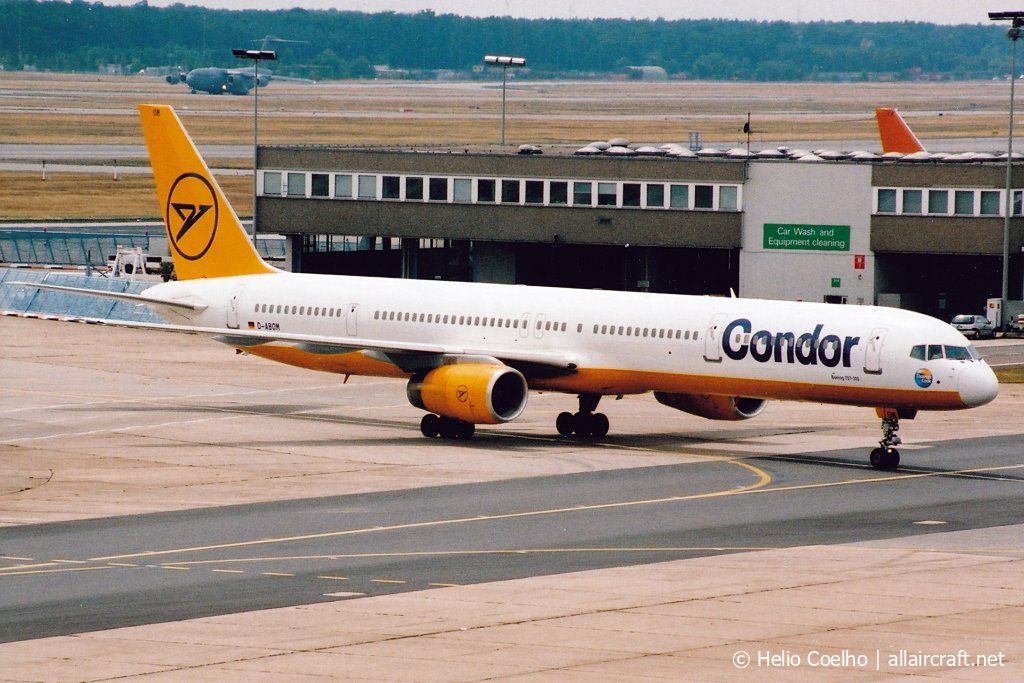 D-ABOM (29022) 2000 Boeing 757-330