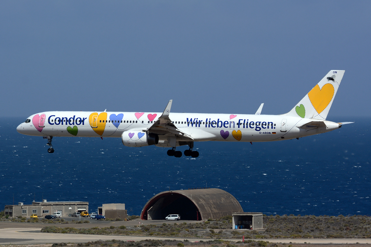 D-ABON (cn 29023) Boeing 757-330