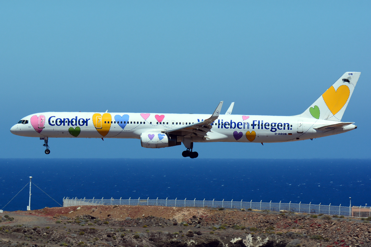 D-ABON (29023) Boeing 757-330
