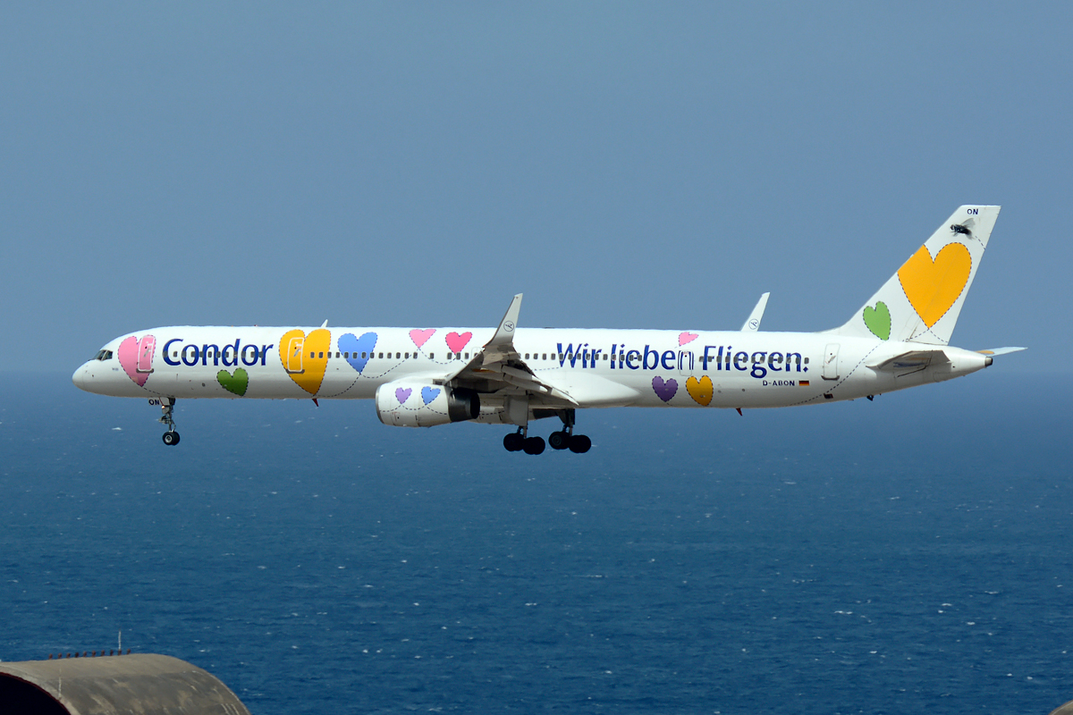 D-ABON (29023) Boeing 757-330