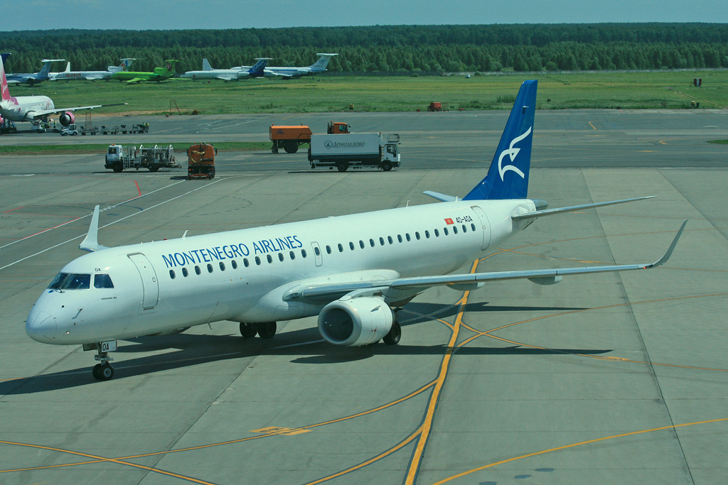 4O-AOA (19000180) Embraer 190-200LR