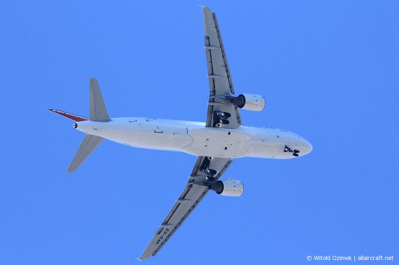 ES-SAK (cn 888) Airbus A320-214