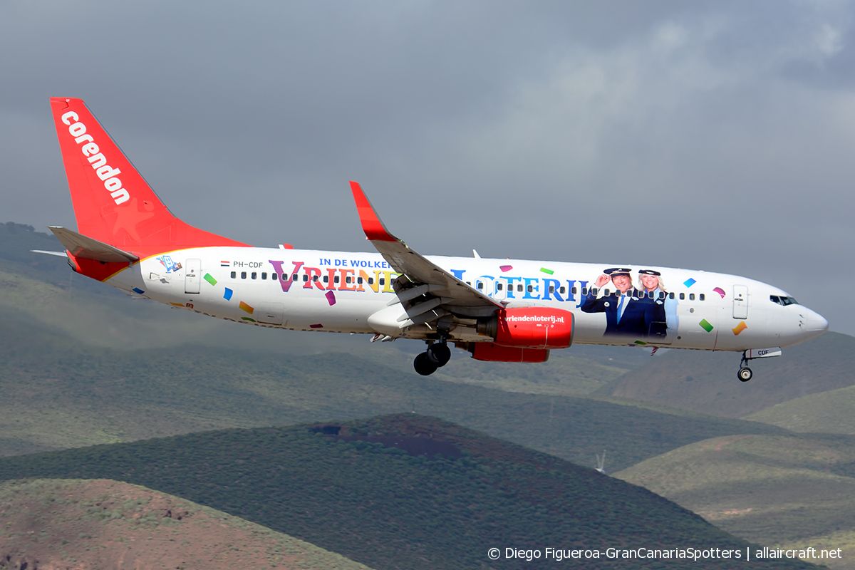 PH-CDF (28227) 1999 Boeing 737-804(WL)