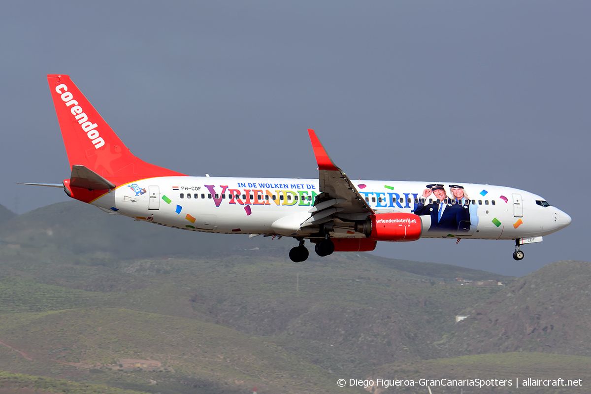PH-CDF (28227) 1999 Boeing 737-804(WL)
