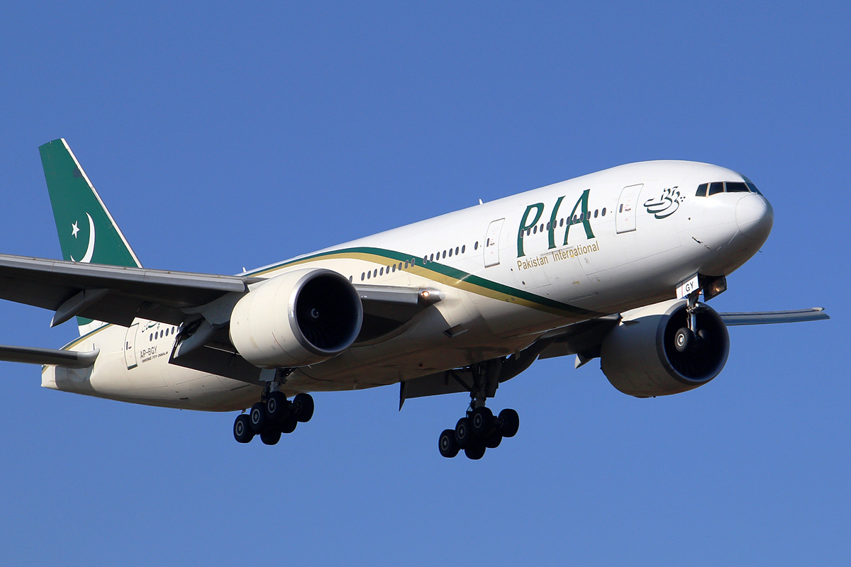 AP-BGY (33781) 2005 Boeing 777-240 LR