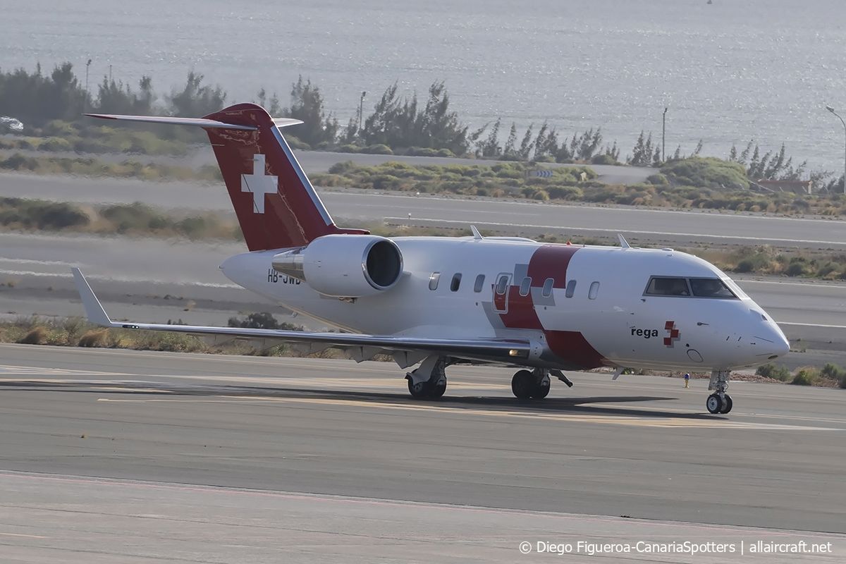 HB-JWB (6105) 2017 Bombardier CL-600-2B16 Challenger 650