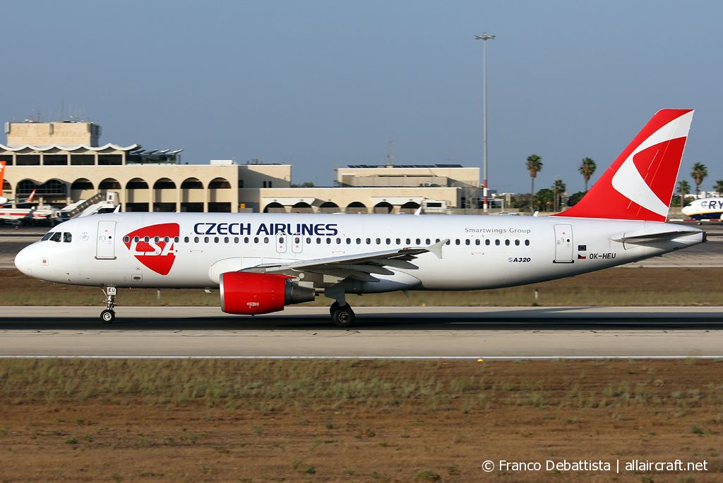 OK-HEU (1885) 2002 Airbus A320-214