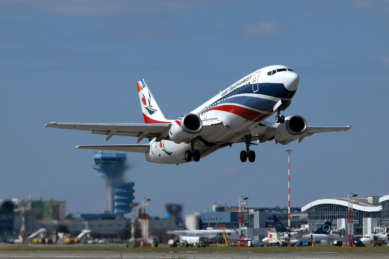 YR-TIB (cn 27924) Boeing 737-3L9