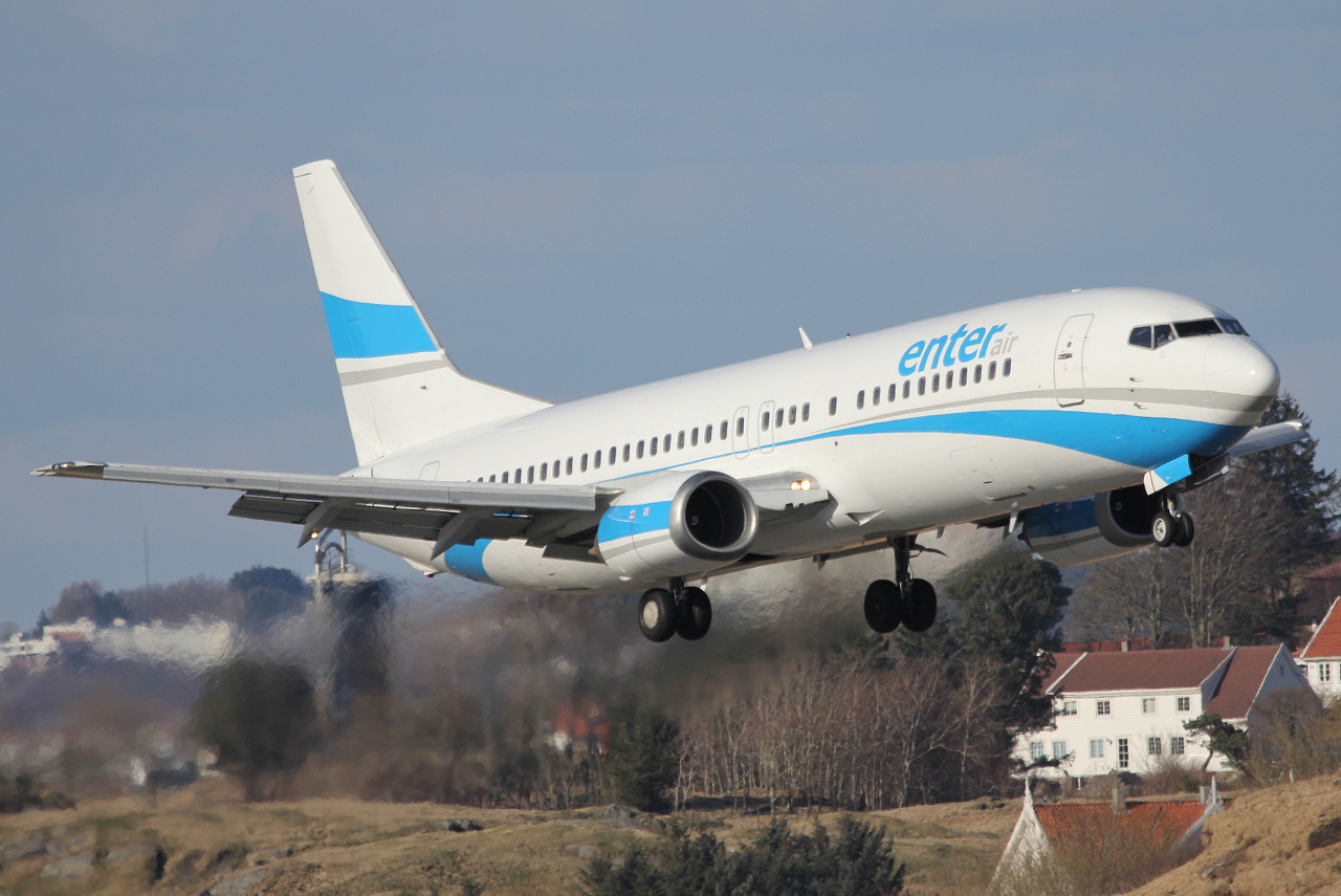 SP-ENI (028489) Boeing 737-43Q