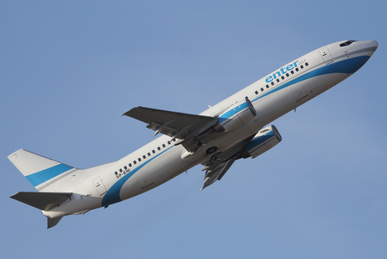 SP-ENI (028489) Boeing 737-43Q