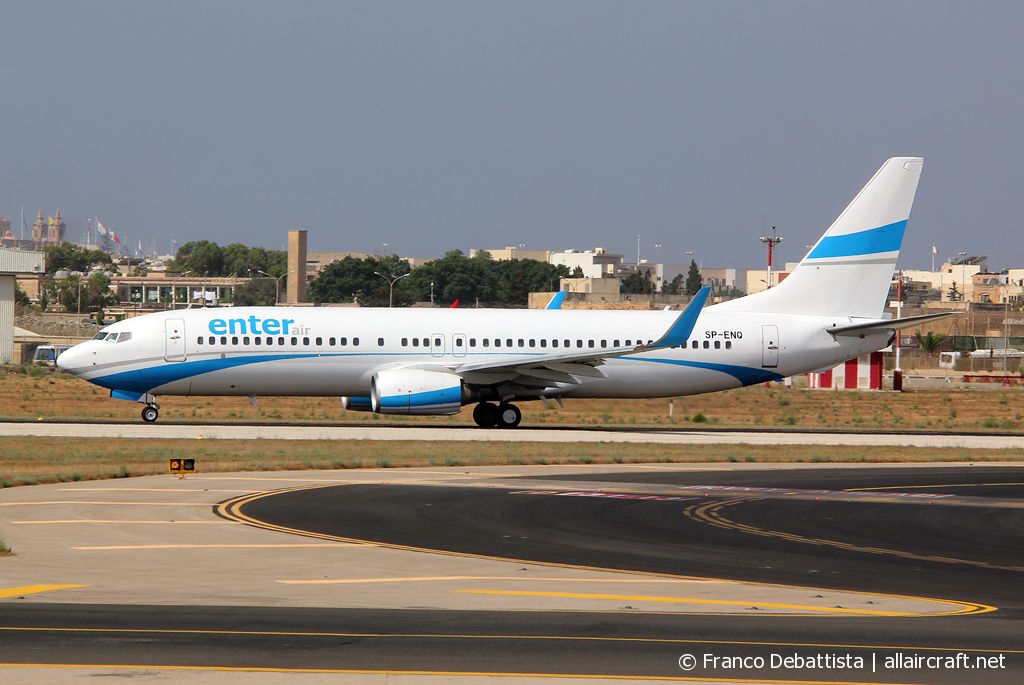 SP-ENQ (29036) 1998 Boeing 737-85R(WL)
