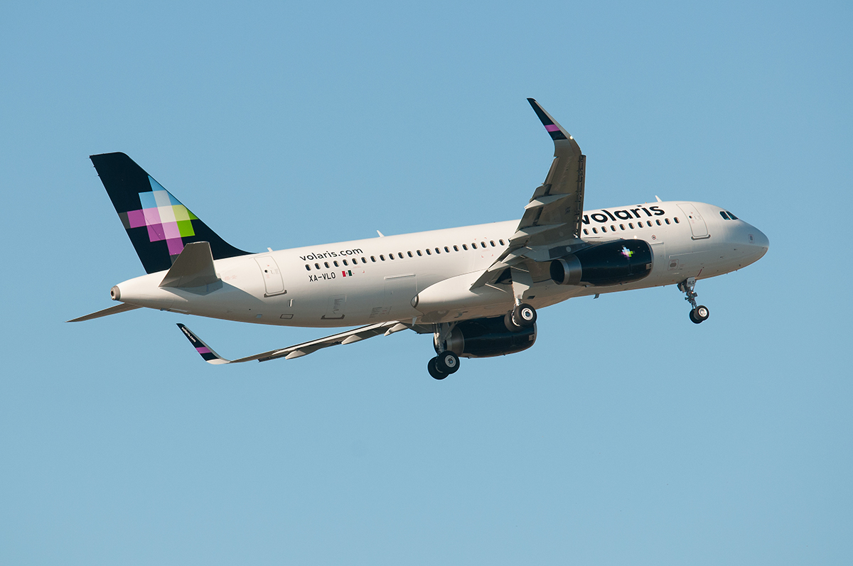 XA-VLO, (cn 6969), Airbus A320-233