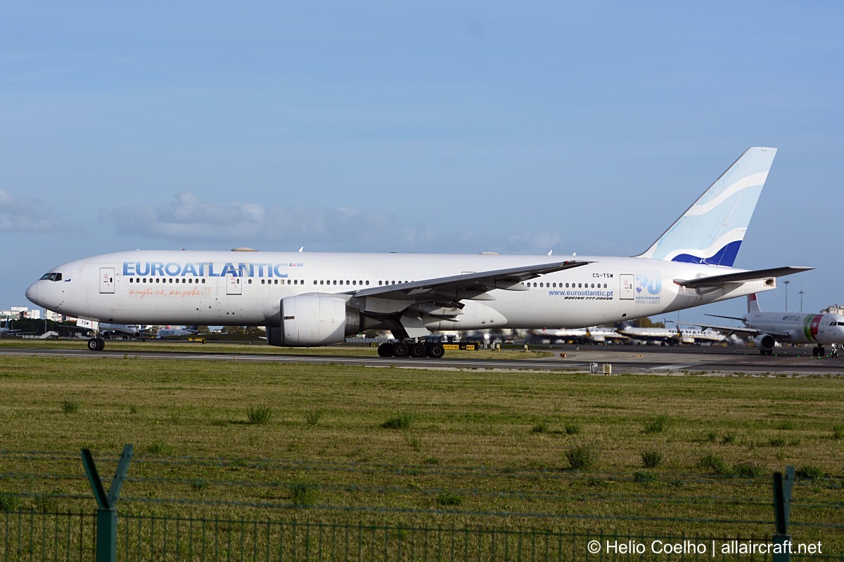 CS-TSW (32782) 2003 Boeing 777-243ER
