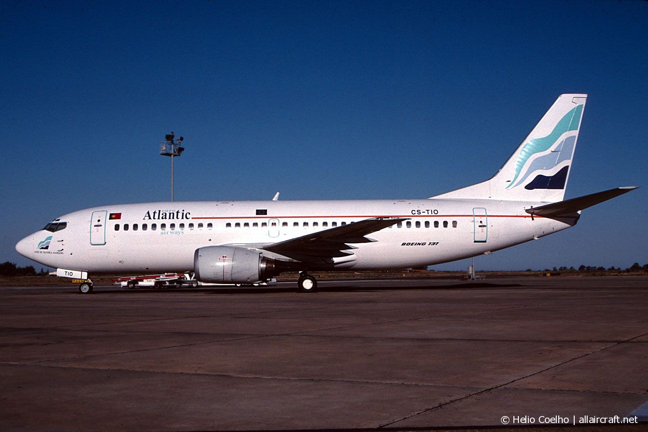 CS-TIO (23830) 1987 Boeing 737-33A