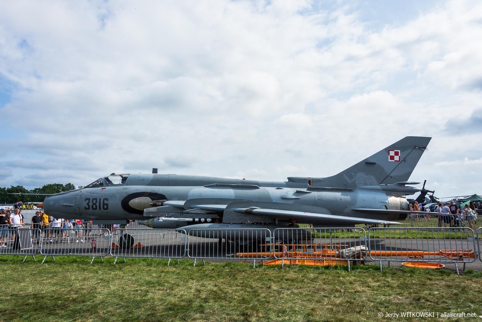 3816 (37816) Sukhoi Su-22M4