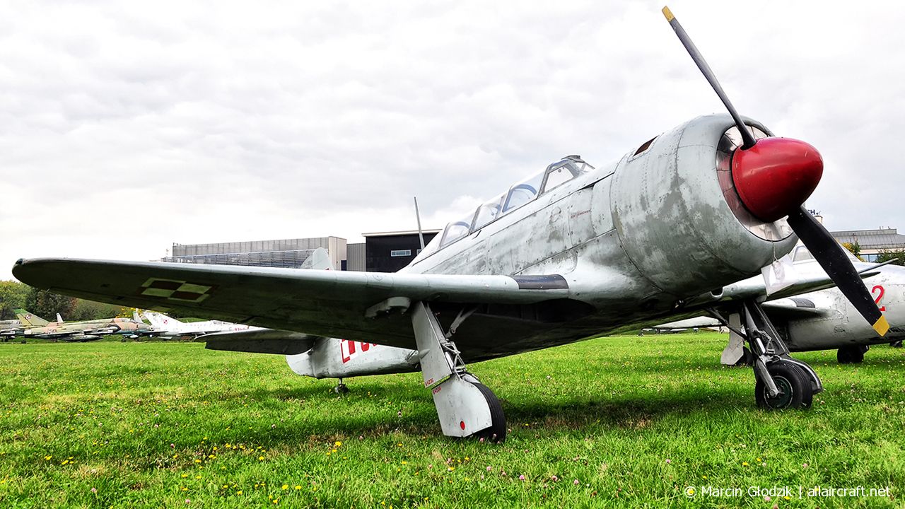 36 (MSN 64236) Yakovlev Yak-11