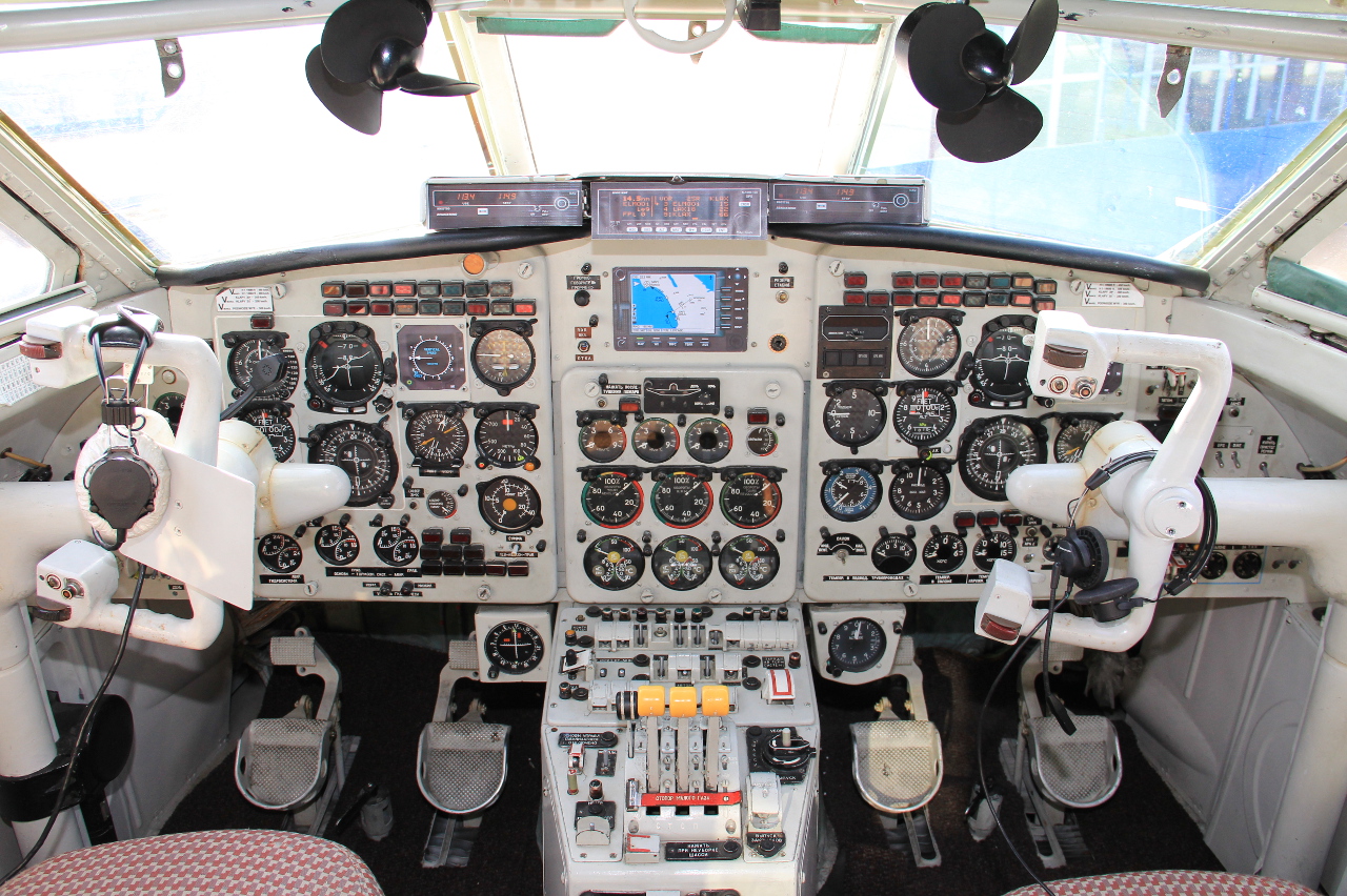 045, (cn 9840759), Yakovlev Yak-40