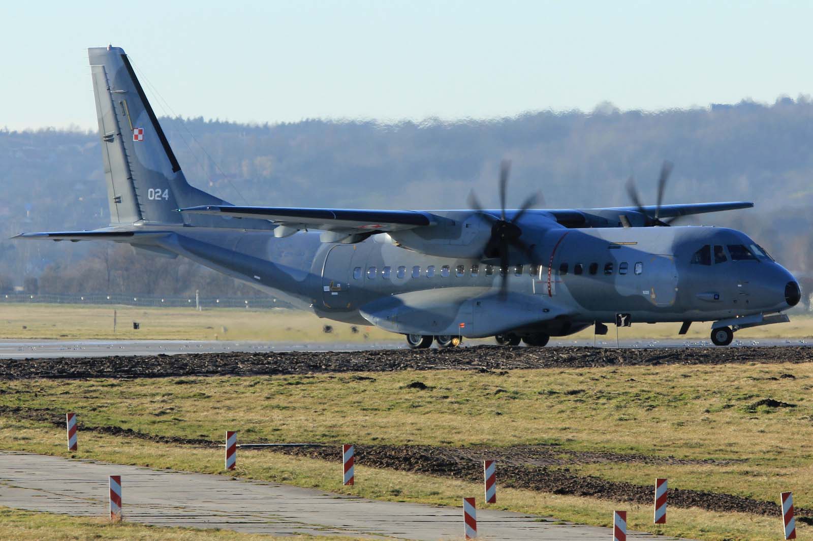 024 ( S-092 ) 2006 CASA C-295M
