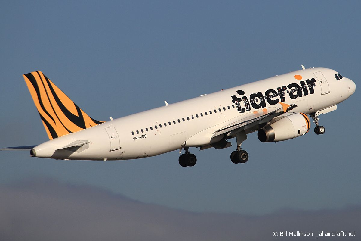 VH-VNQ (5218) 2012 Airbus A320-232