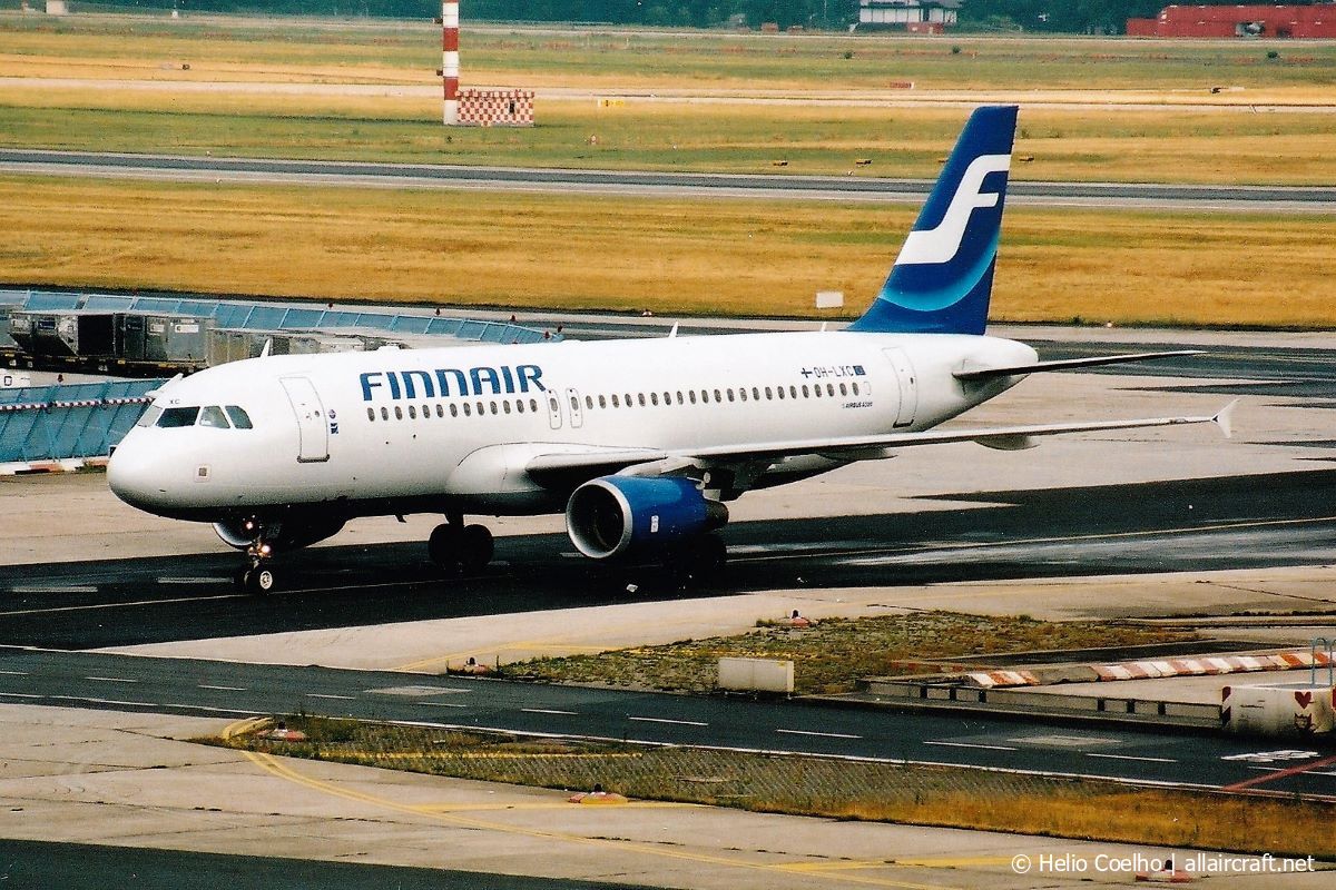 OH-LXC (1544) 2001 Airbus A320-214