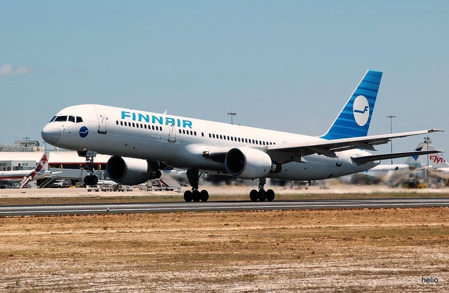 OH-LBR (28167) Boeing 757-2Q8