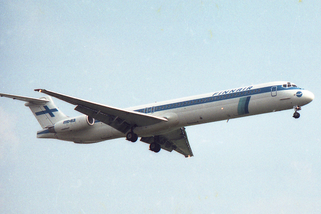 OH-LMP (49152) McDonnell Douglas MD-82