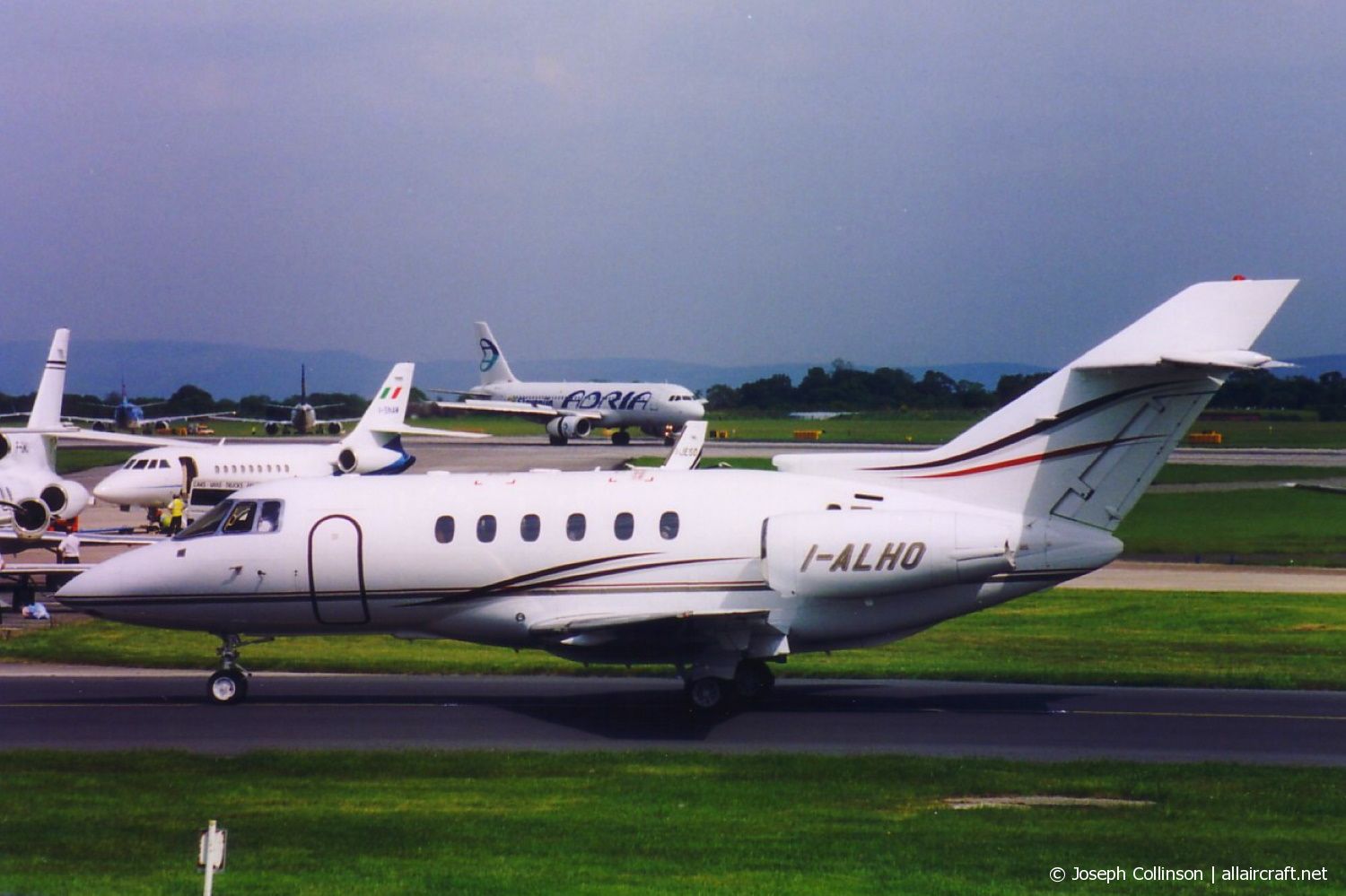 I-ALHO (258561) 2001 Raytheon Hawker 800XP