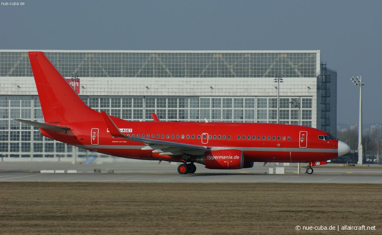D-AGEY (28013) 2000 Boeing 737-7L9(WL)