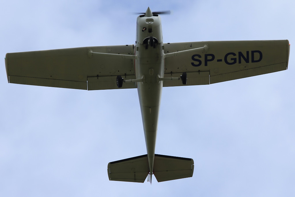 SP-GND, (cn 15285222), Cessna 152 T