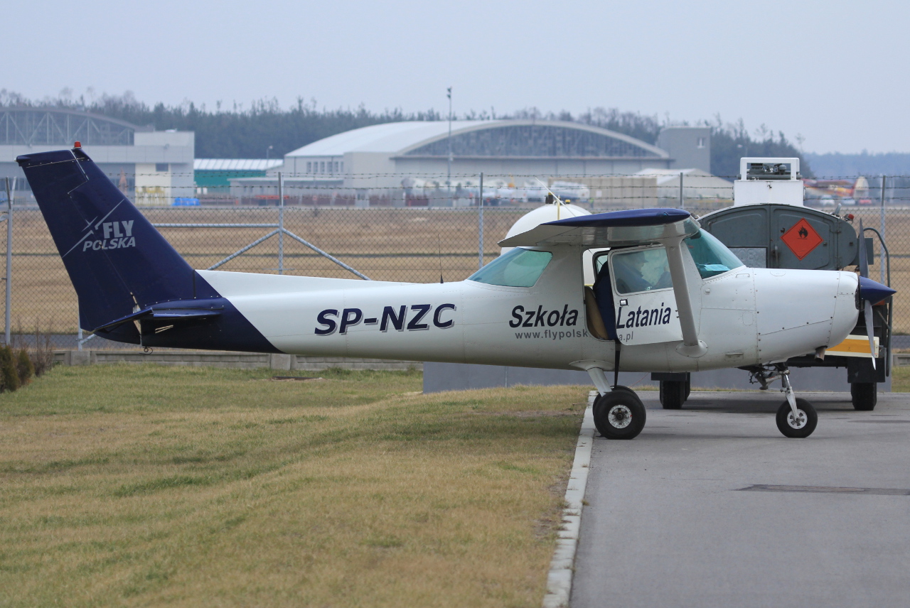 SP-NZC (152-79912) Cessna 152