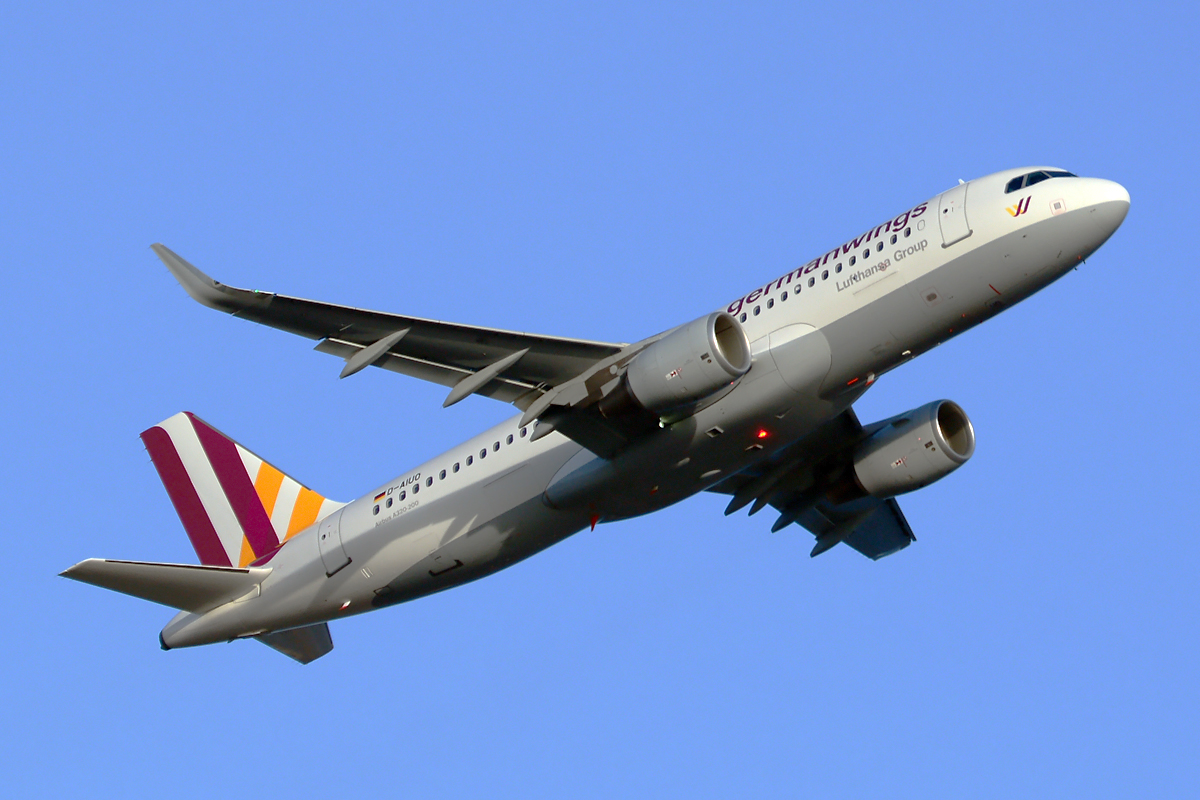 D-AIUO (6636) 2015 Airbus A320-214(WL)