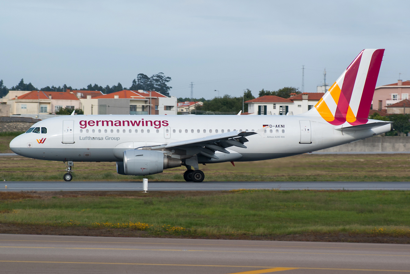 D-AKNI (1016) 1999 Airbus A319-112