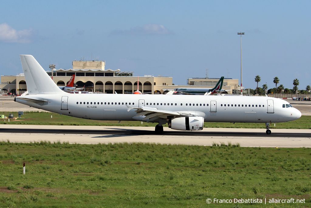 YL-LCQ (2211) 2004 Airbus A321-231