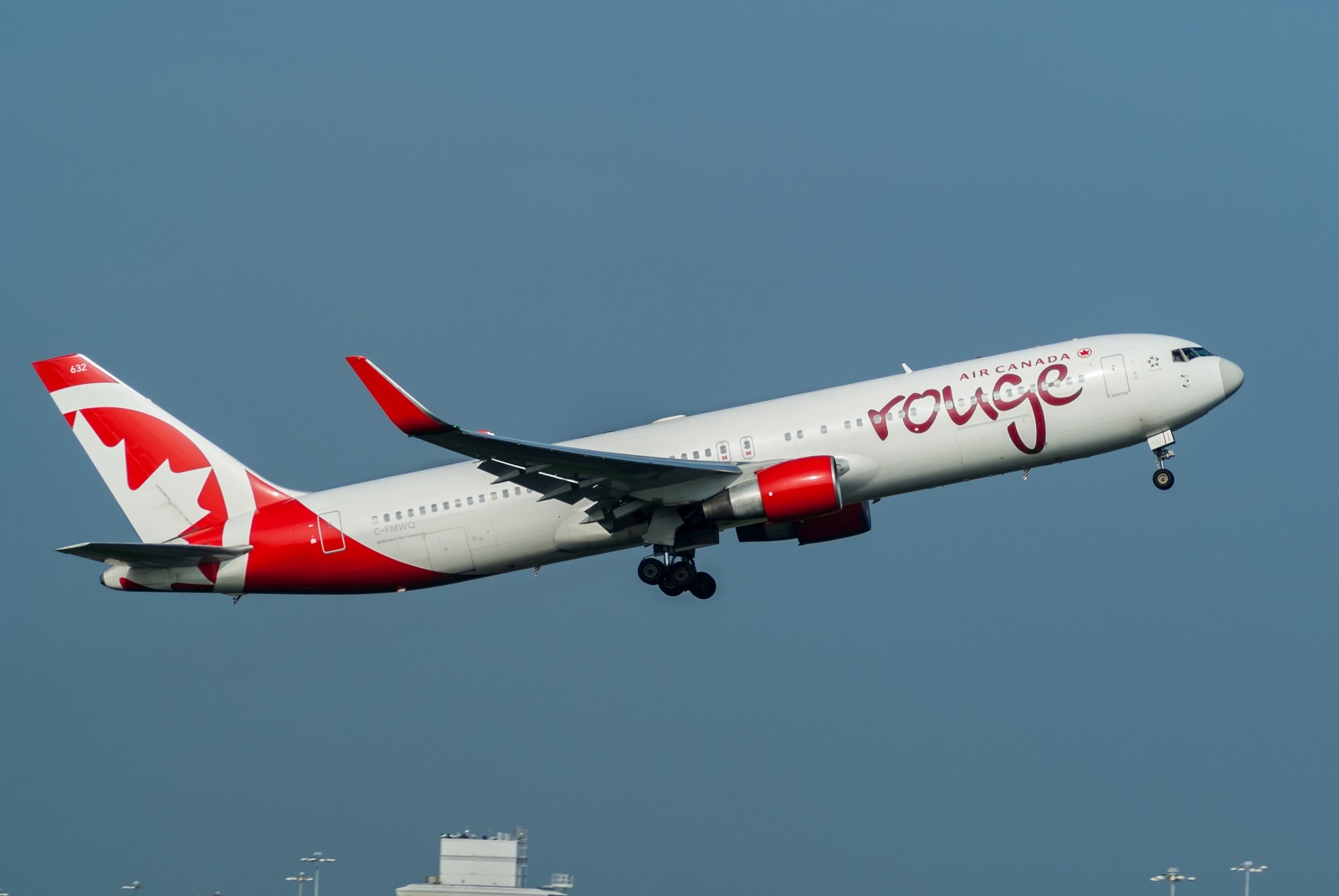 C-FMWQ · Boeing 767-333/ER(WL) · (MAN / EGCC)