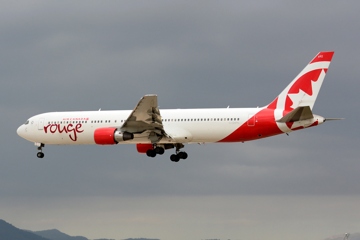 C-GHPN (cn 33424) Boeing 767-33AER