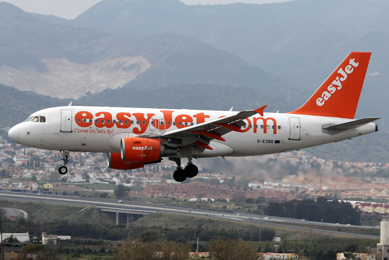 G-EZBD (2873) 2006 Airbus A319-111