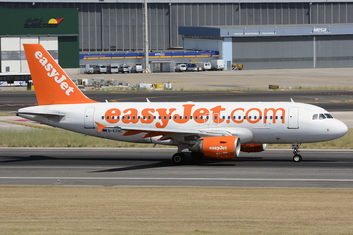 G-EZNC (2050) 2003 Airbus A319-111