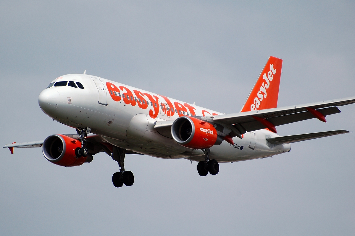 G-EZGH (4667) 2011 Airbus A319-111