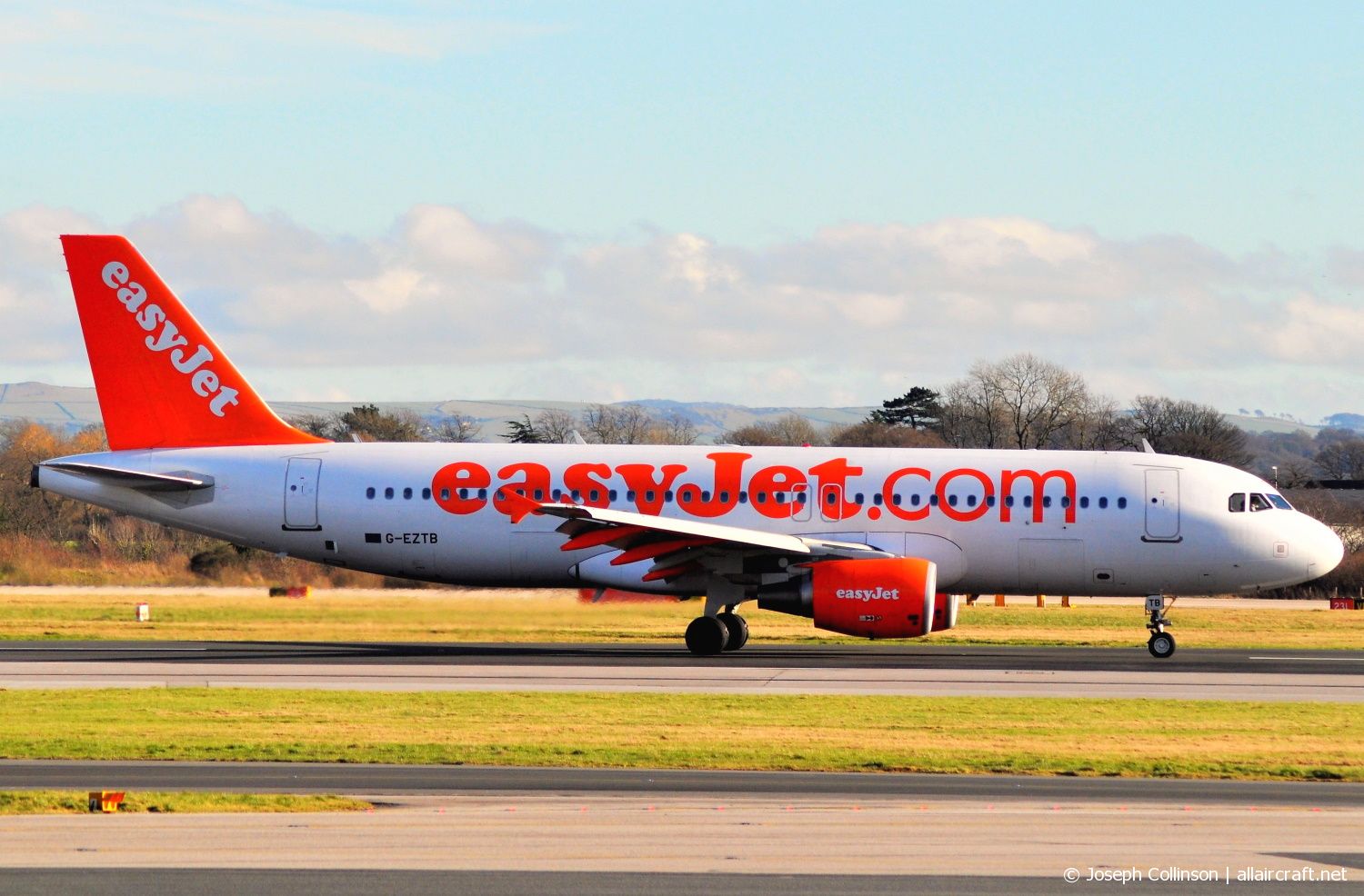 G-EZTB (3843) 2009 Airbus A320-214