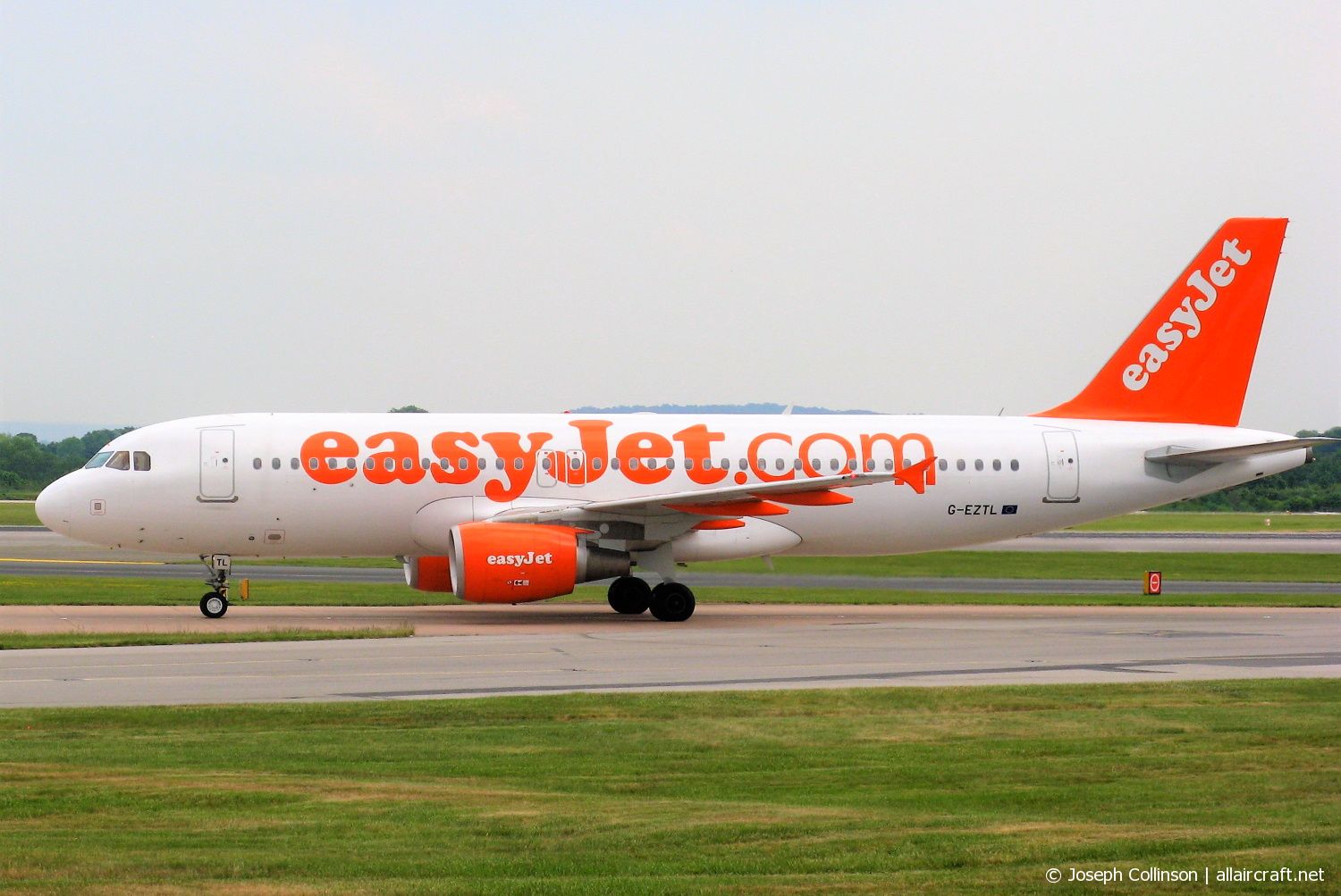 G-EZTL (4012) 2009 Airbus A320-214