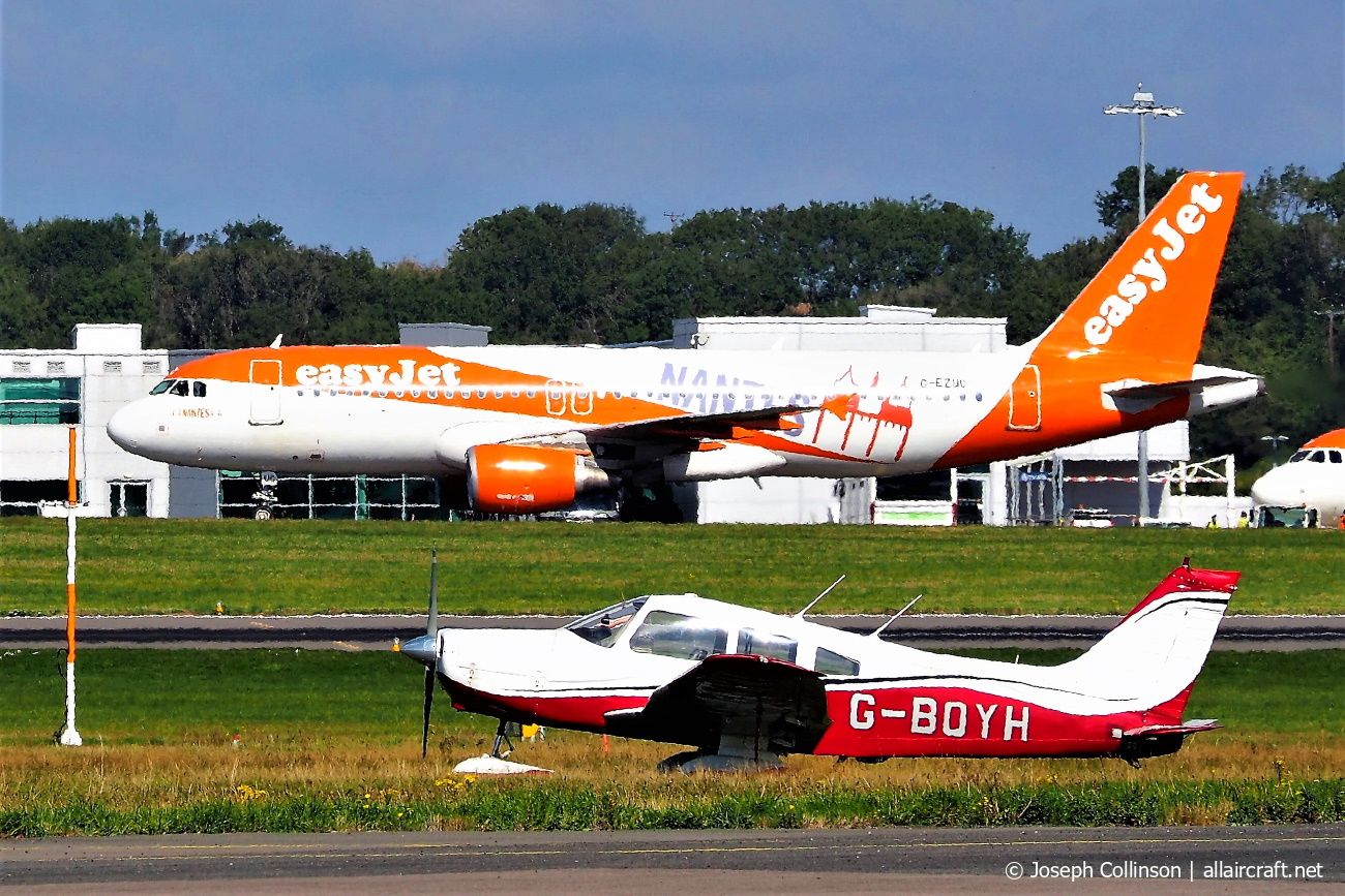 G-EZUC (4591) 2011 Airbus A320-214