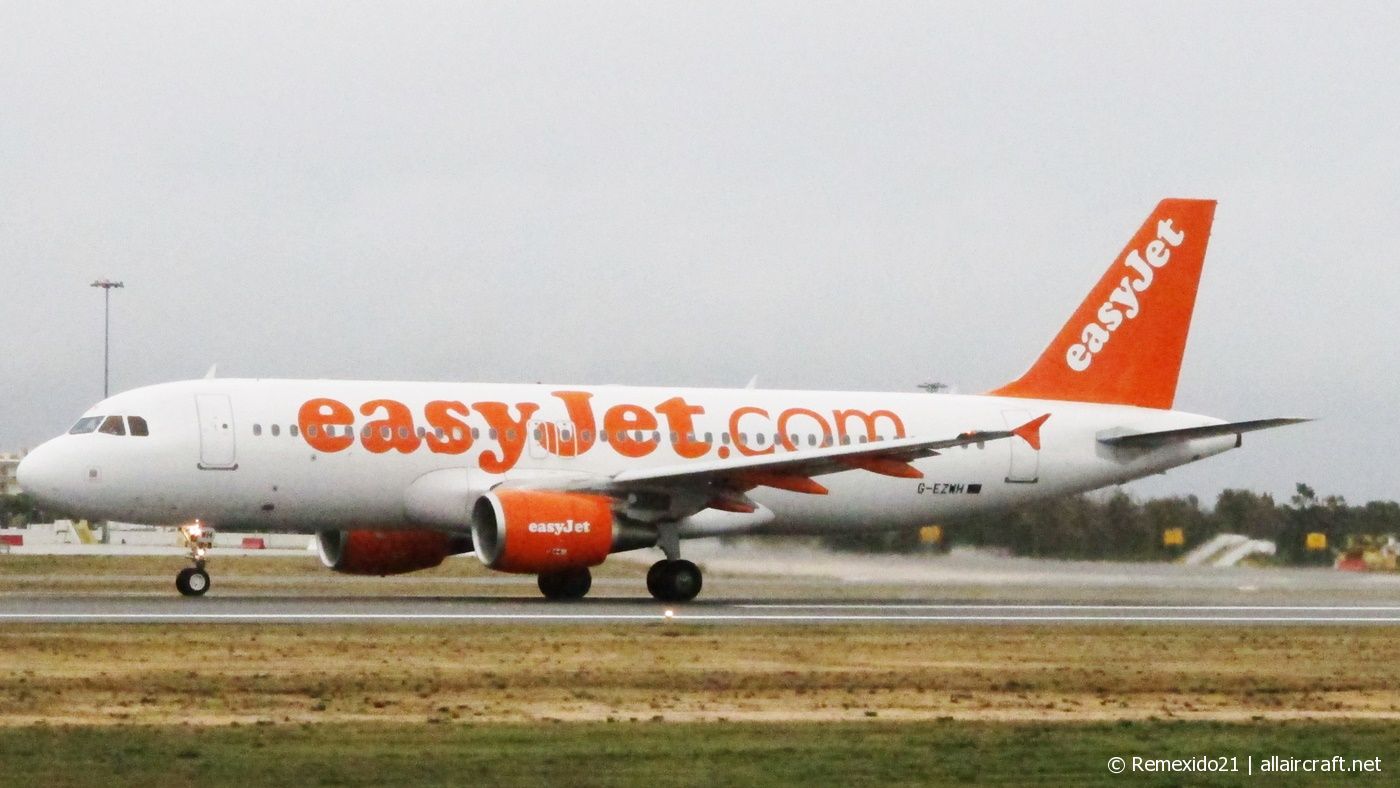 G-EZWH · Airbus A320-214(WL) · (FAO / LPFR)