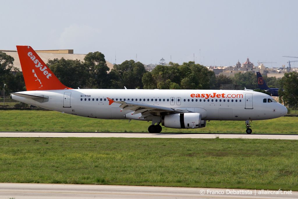 G-TTOI (2237) 2003 Airbus A320-232