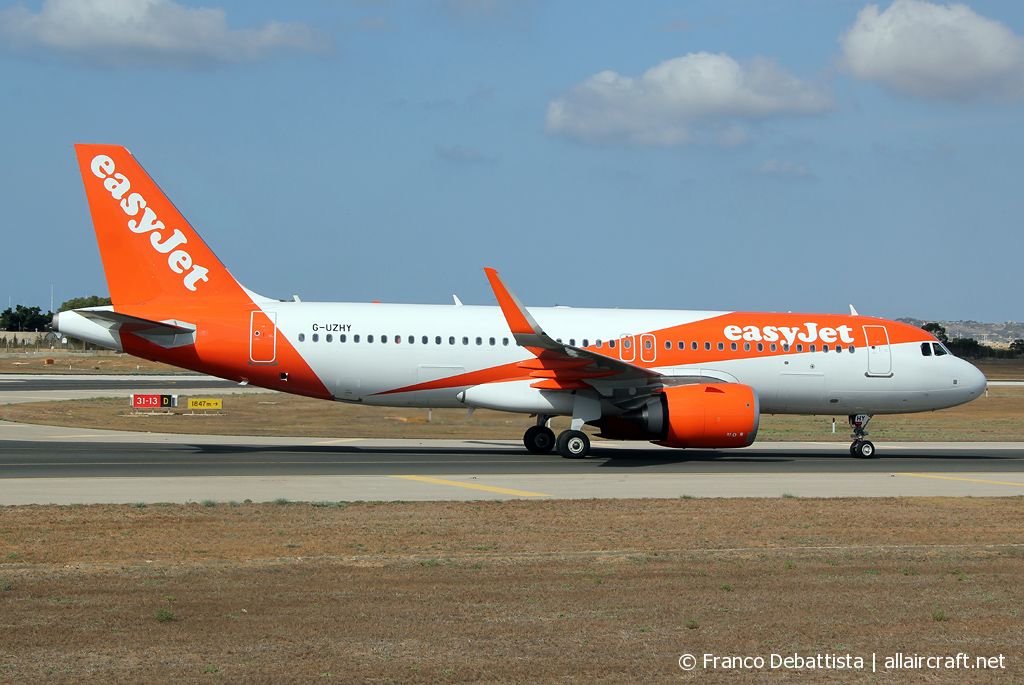 G-UZHY (8920) 2019 Airbus A320-251N