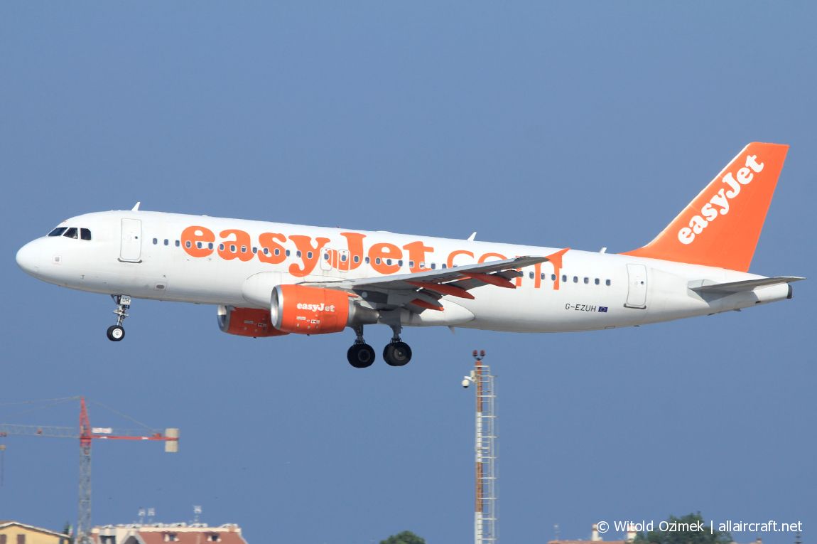 G-EZUH (4708) 2011 Airbus A320-214