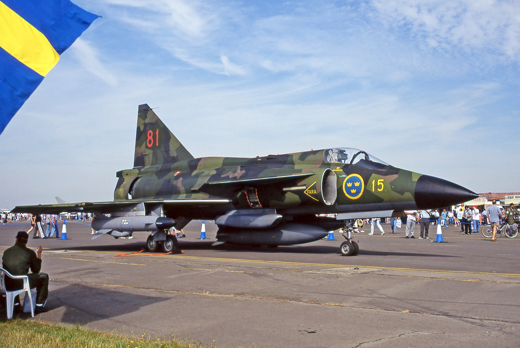 37908 / 81-15 · Saab SH37 Viggen · (FFD / EGVA)
